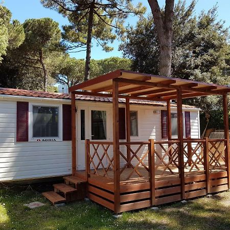 Victoria Mobilehome In Camping Mare E Pineta Lido di Spina Eksteriør bilde