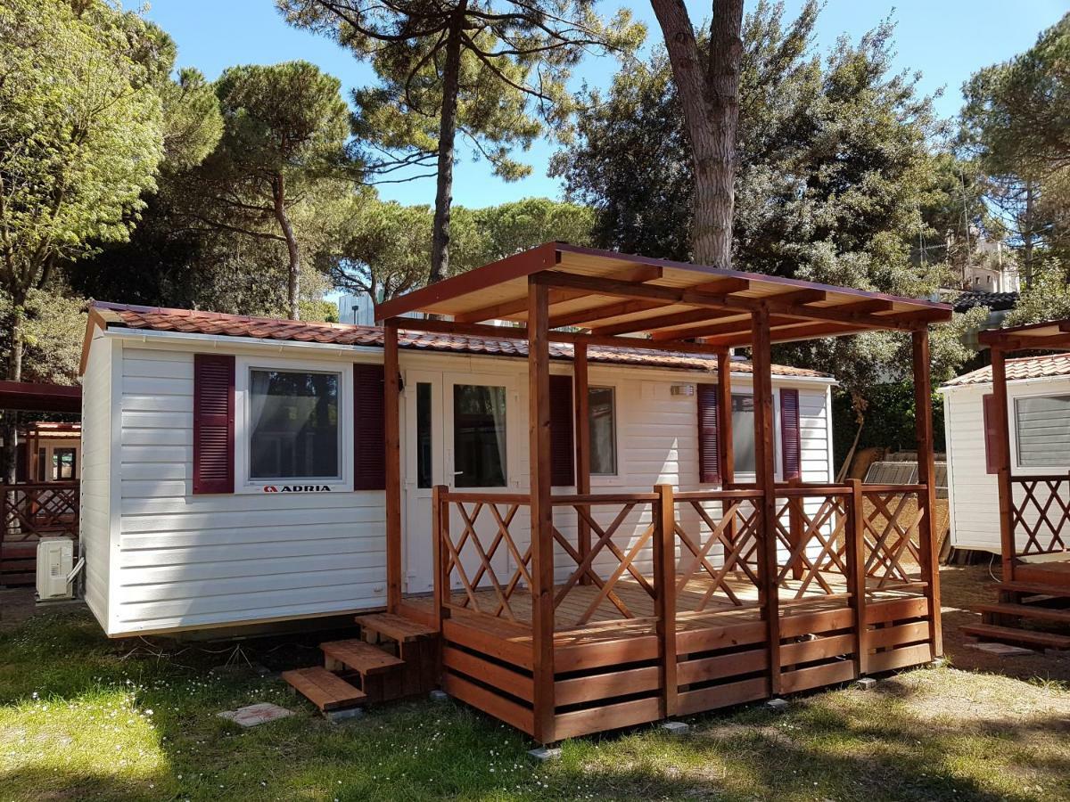 Victoria Mobilehome In Camping Mare E Pineta Lido di Spina Eksteriør bilde