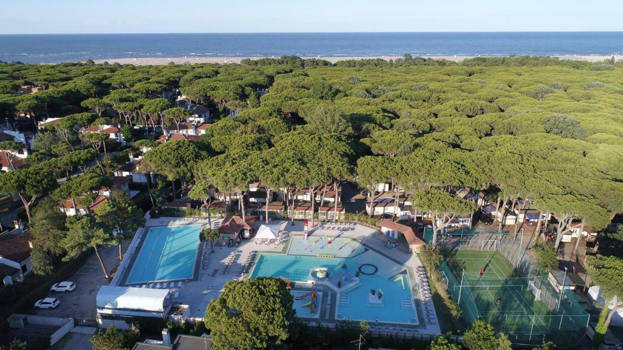 Victoria Mobilehome In Camping Mare E Pineta Lido di Spina Eksteriør bilde